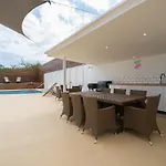 Florida Private Pool And Jacuzzi * San Bartolome de Tirajana (Gran Canaria)